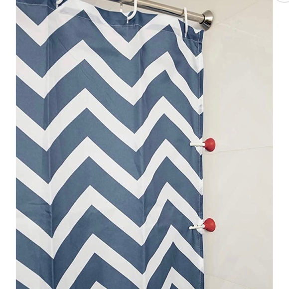 PELEG DESIGN Splunger - Anti-splash shower curtain clips, White and Red - Picture 5 of 7